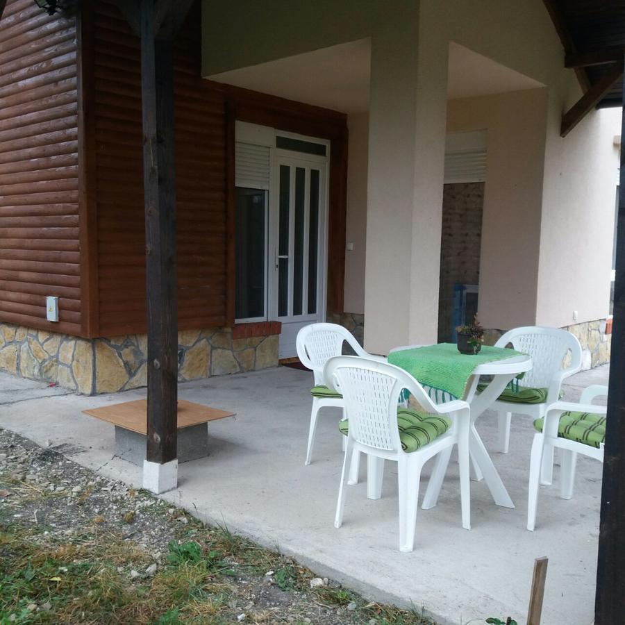 Vitas Kremna Exterior photo